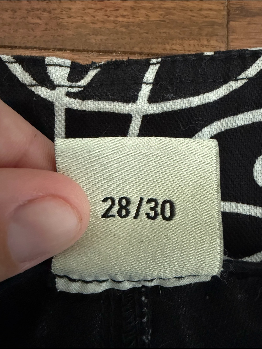 Lucy & Yak Camden Pants – Black & White Squiggle Print | W28/L30 - Picture 2 of 9